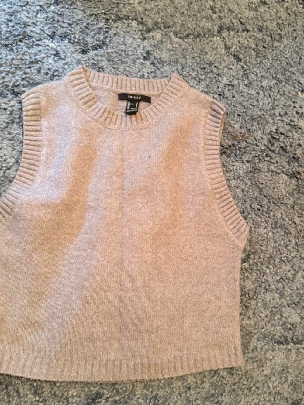 Forever 21 Light Beige Knit Sleeveless Crewneck Sweater Vest